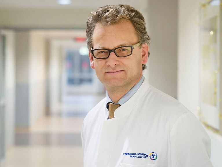Prof. Dr. med. Gernot M. Kaiser: Behandlungskonzept mit Auszeichnung Prof. Dr. med. Gernot M. Kaiser: Behandlungskonzept mit Auszeichnung
