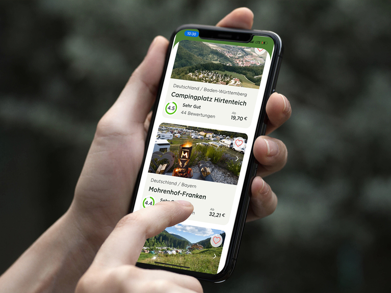 Smartphone mit Camping-App