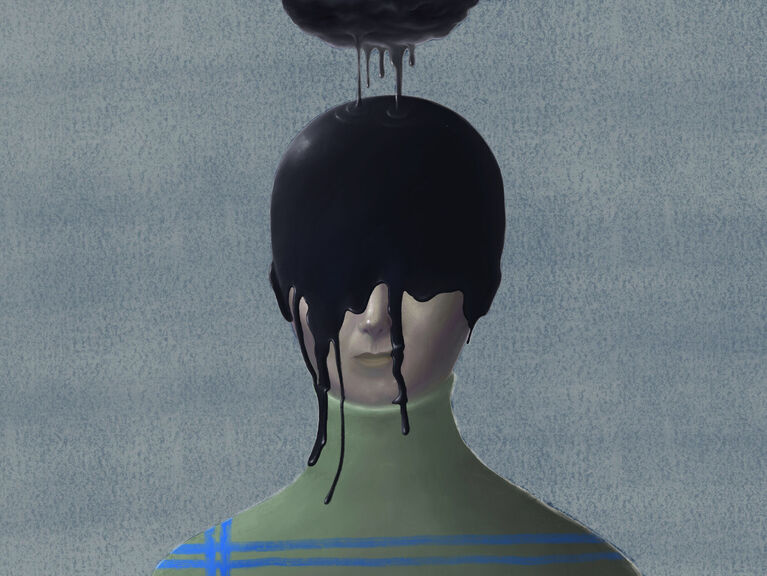 Portrait-Illustration einer Person, die von einer schwarzen Wolke über ihrem Kopf mit einer schwarzen, dickflüssigen Flüssigkeit beregnet wird. Der Kopf ist bis zur Nase schwarz bedeckt, düstere Farbgestaltung
